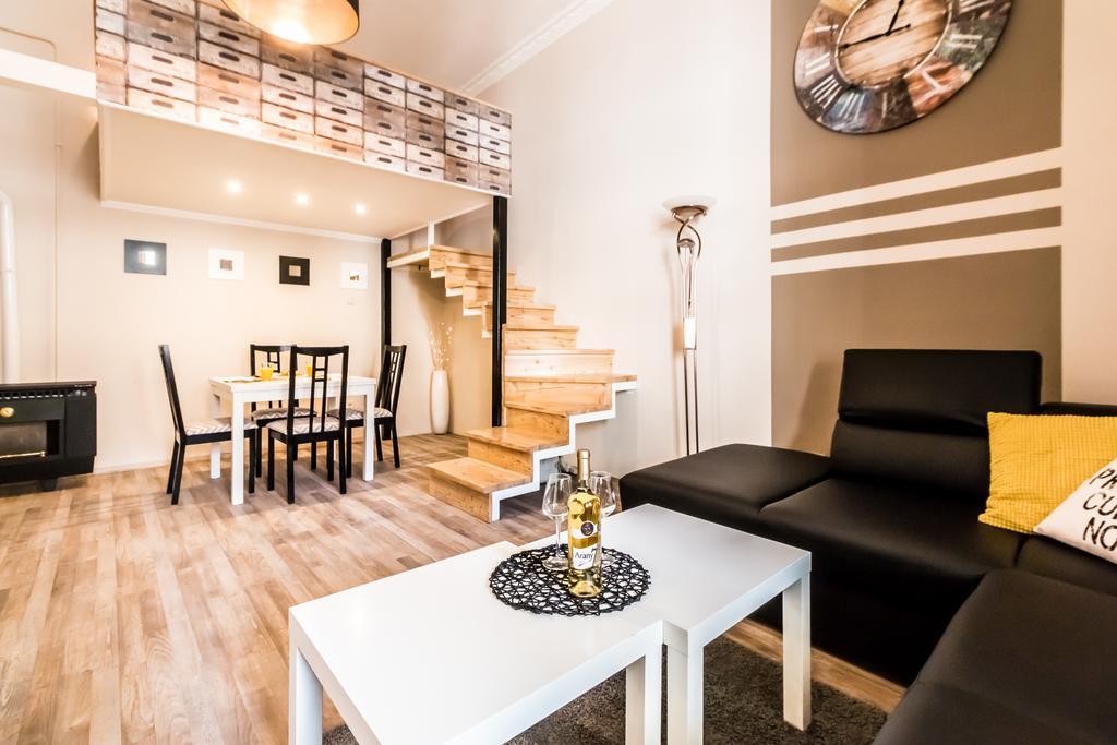 Bpr Joker Apartment Boedapest Buitenkant foto