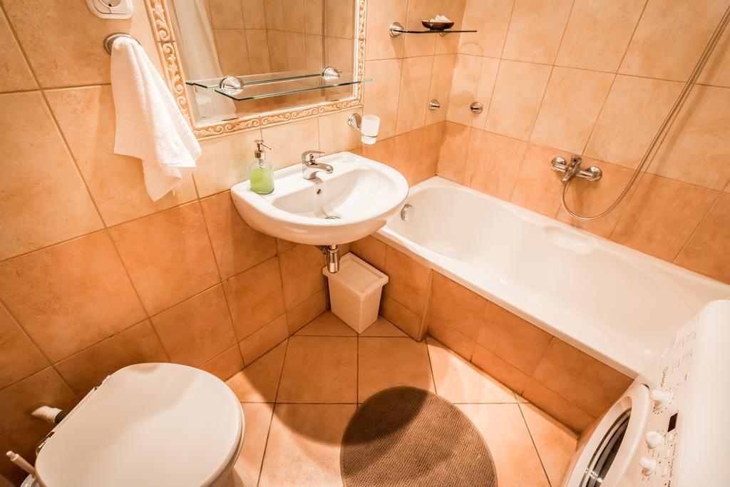 Bpr Joker Apartment Boedapest Buitenkant foto