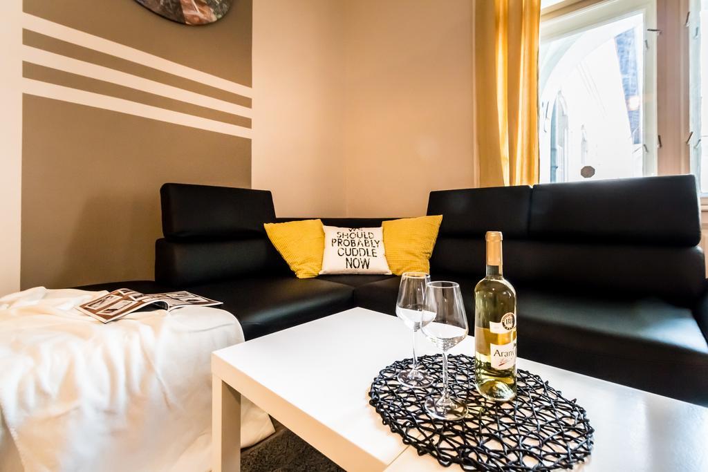 Bpr Joker Apartment Boedapest Buitenkant foto